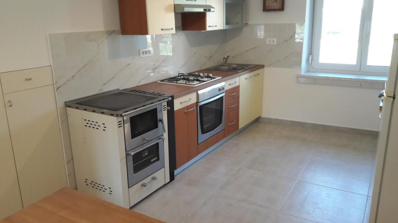 Apartma Sterle Stari Trg pri Lozu Esterno foto