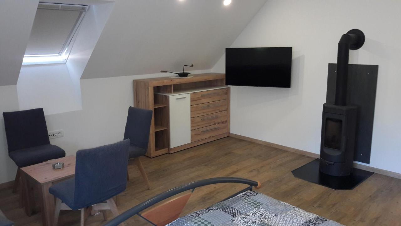 Apartma Sterle Stari Trg pri Lozu Esterno foto
